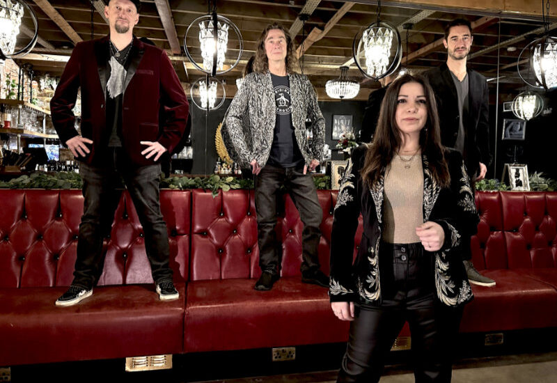 Selina and The Howlin Dogs