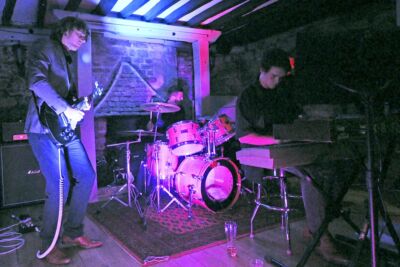 BLUES BREAKOUT