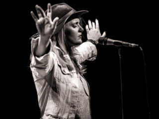 elles bailey